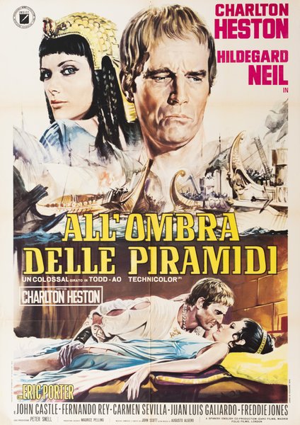 All'ombra delle piramidi