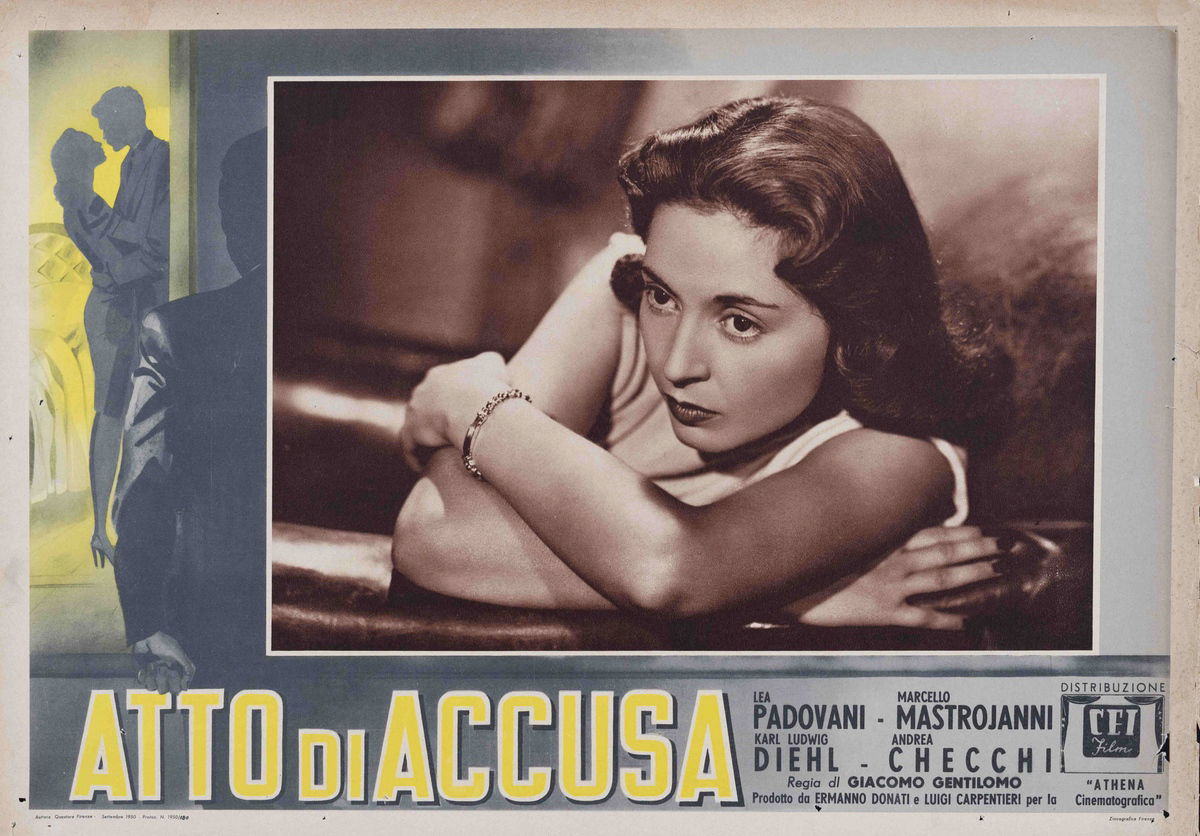 Atto di accusa - Fotobusta 1