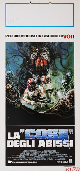 La cosa degli abissi