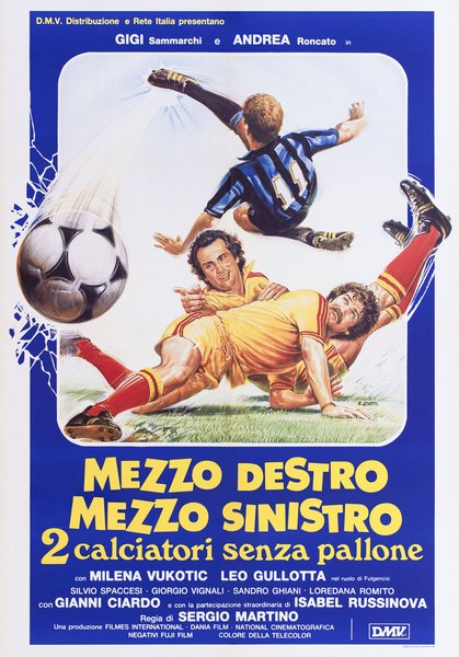 Mezzo destro mezzo sinistro - 2 calciatori senza pallone