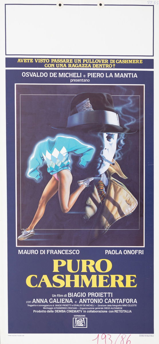 Puro cashmere - Lobby Card 1