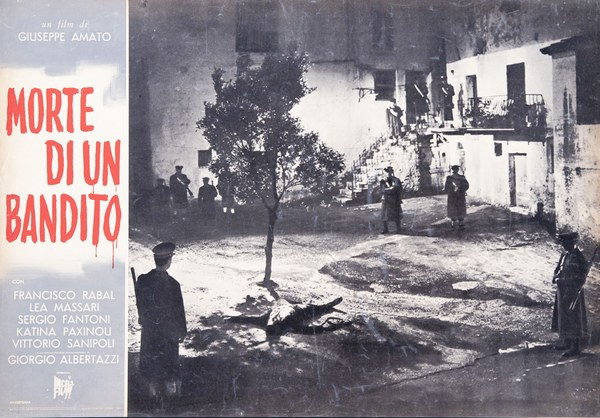 Lobby Card 4 for the film Morte di un bandito (1961)
