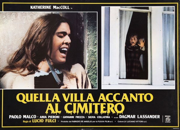Fotobusta 7 per il film Quella villa accanto al cimitero (1981)
