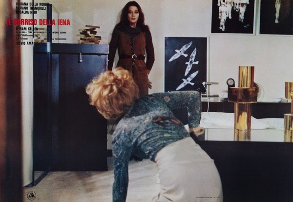 Lobby Card 2 for the film Starlight Hotel (1987)