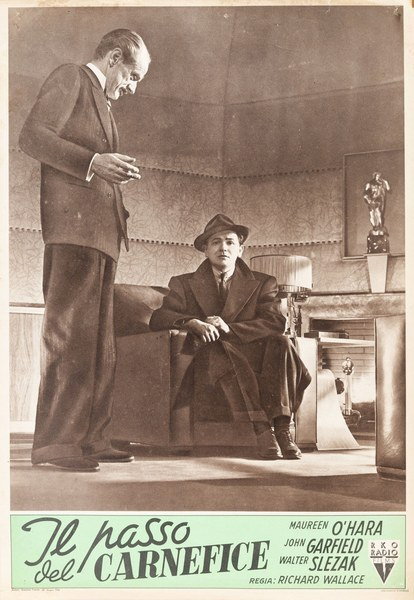 Lobby Card 2 for the film Il passo del carnefice (1943)
