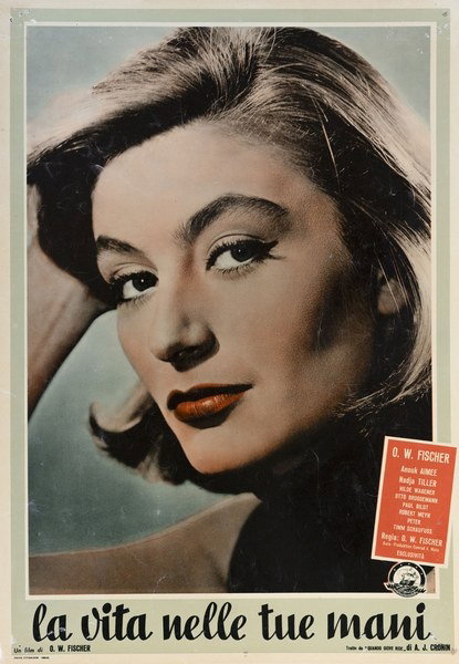 Lobby Card 2 for the film La vita nelle tue mani (1956)